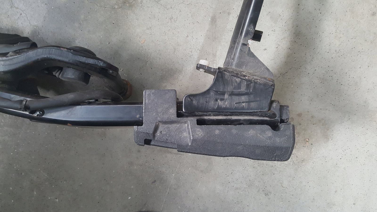 AUDI A4 B9 8W0 HAK HOLOWNICZY Z WIAZKA 8W0800491M 8W0971541F
