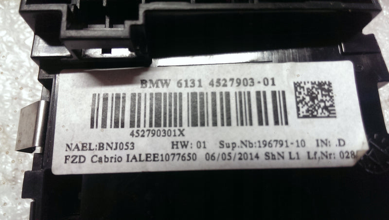 Oświetlenie kabiny BMW F23 F33 4527903 demontaż