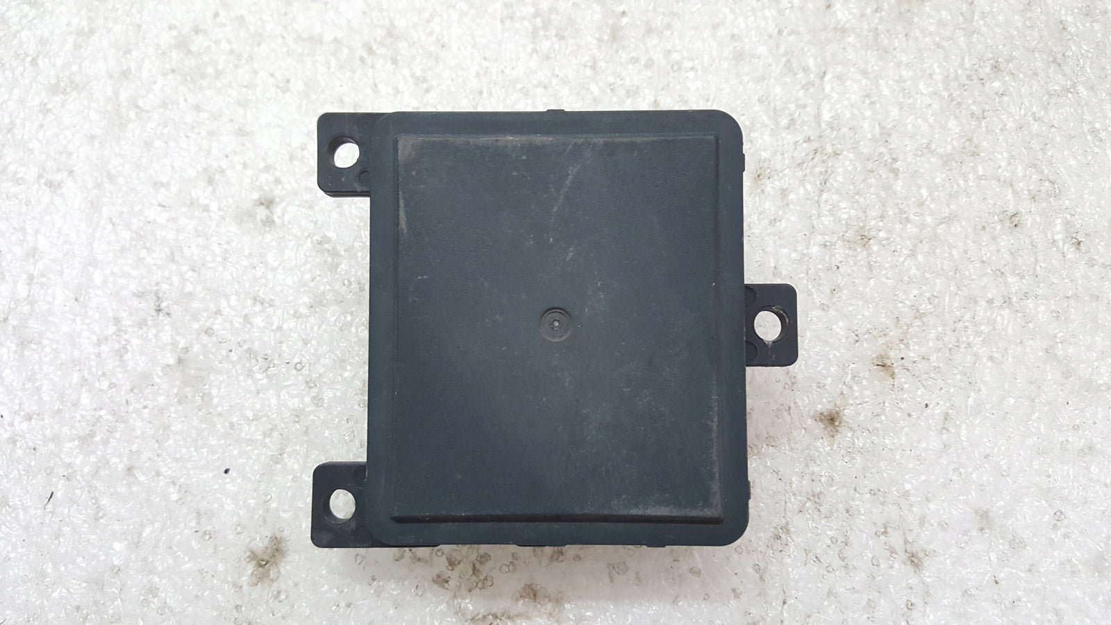 Radar sensor ACC VW AUDI SEAT SKODA 5WA907561 5WA907572A demontaż