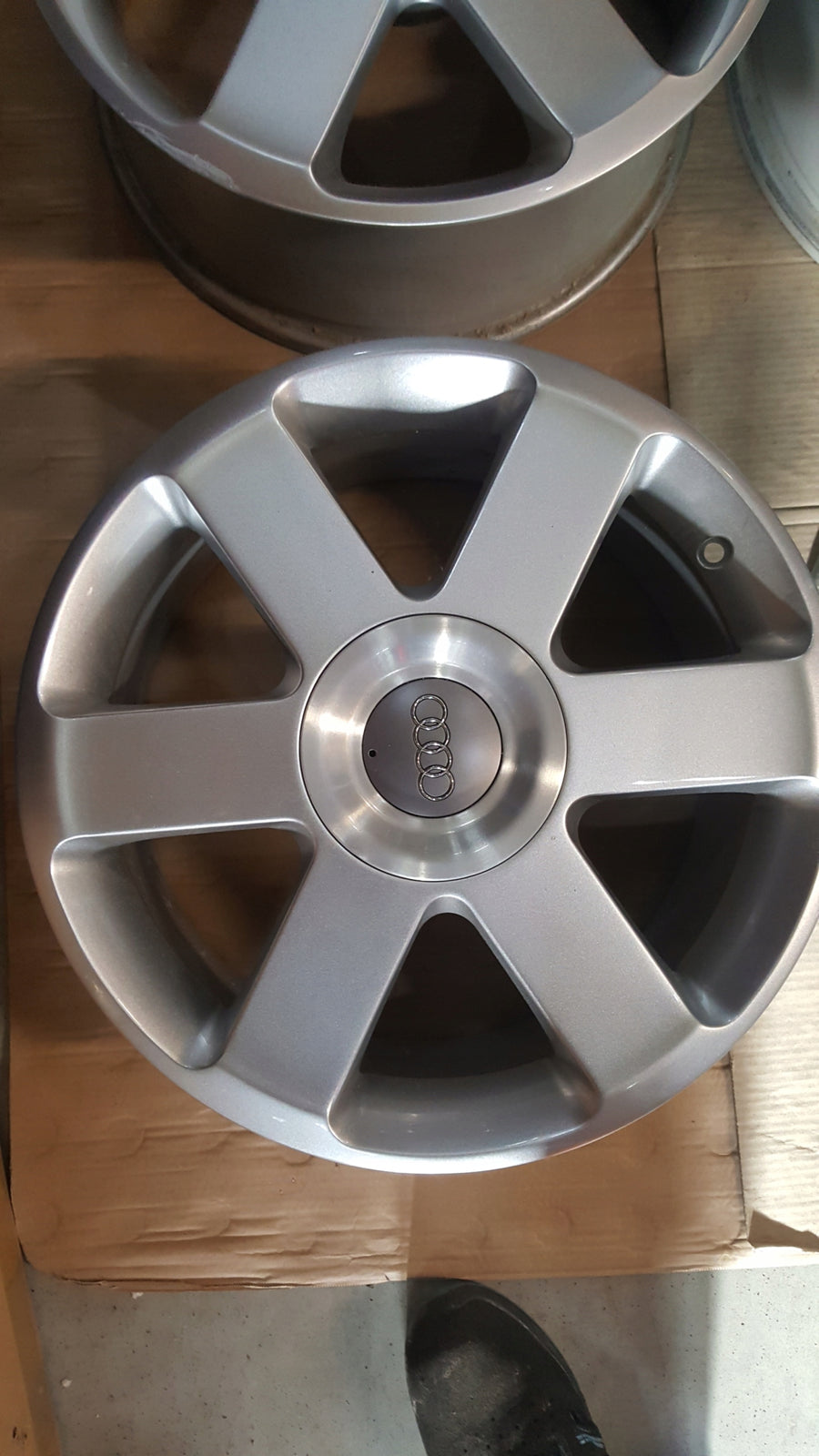 AUDI A4 B6 8E FELGI 7.5JX17 ET45 8E0601025 J