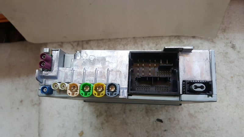 AUDI A3 8V1 NAWIGACJA MULTIMEDIA CZYTNIK MMI OEM 8V1035036E