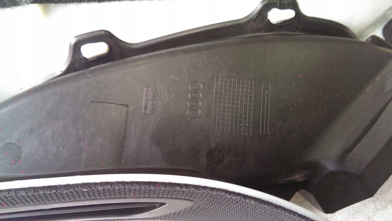 Osłona słupka PR przód AUDI A6 C8 RS6 4K0867234A