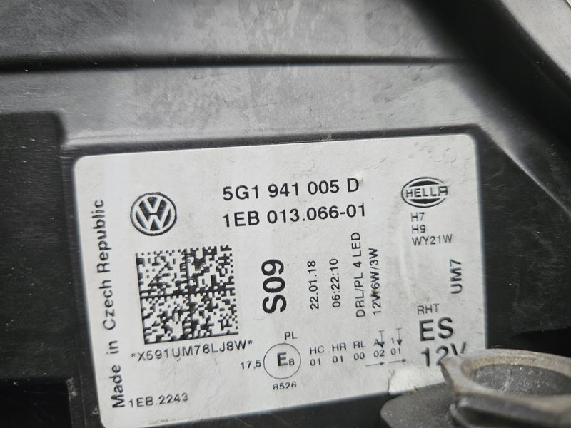 Le reflektor LED Vw Golf 7 LIFT 5G1941005D 2018r