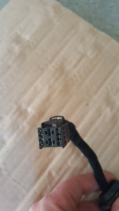 SIŁOWNIK TELESKOP KLAPY BAGAŻNIKA 5FF827851C CUPRA FORMENTOR 23R