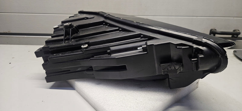 kompletne PR i LE MATRIX LED BLACK AUDI R8 4S0 4S0941034K 4S0941033K 2024R