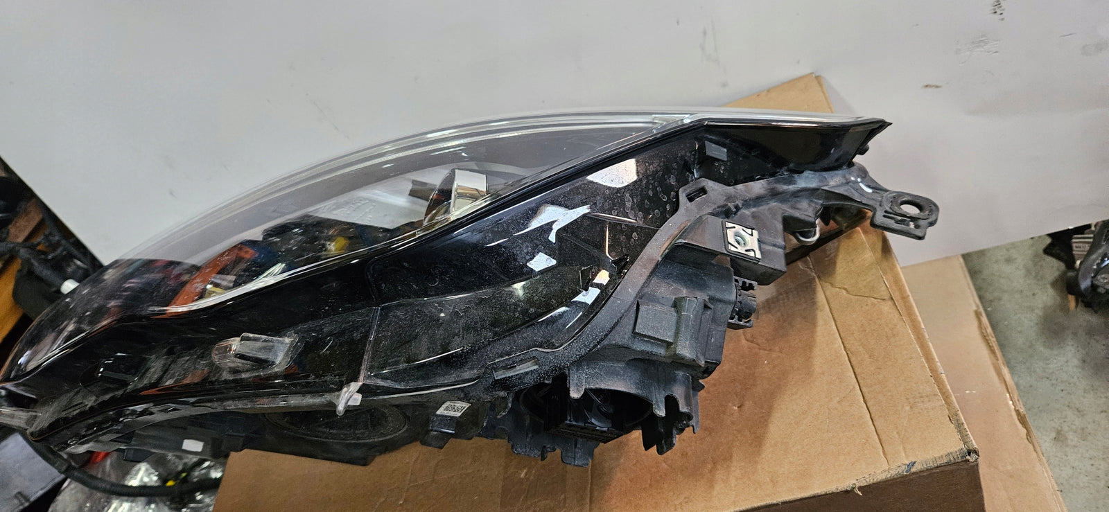 Le FUL LED IQ-LIGHT Vw Golf 8 5H1941035 2022r IDEAŁ demontaż