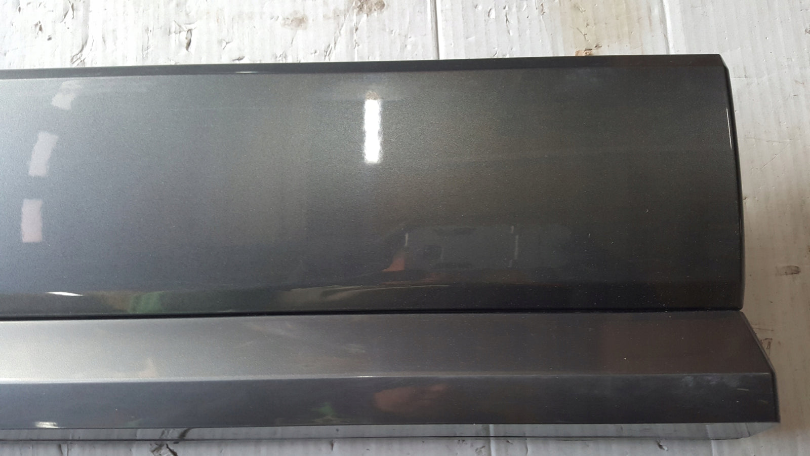 Listwa drzwi prawy tył SEAT ATECA 575854950J demontaż