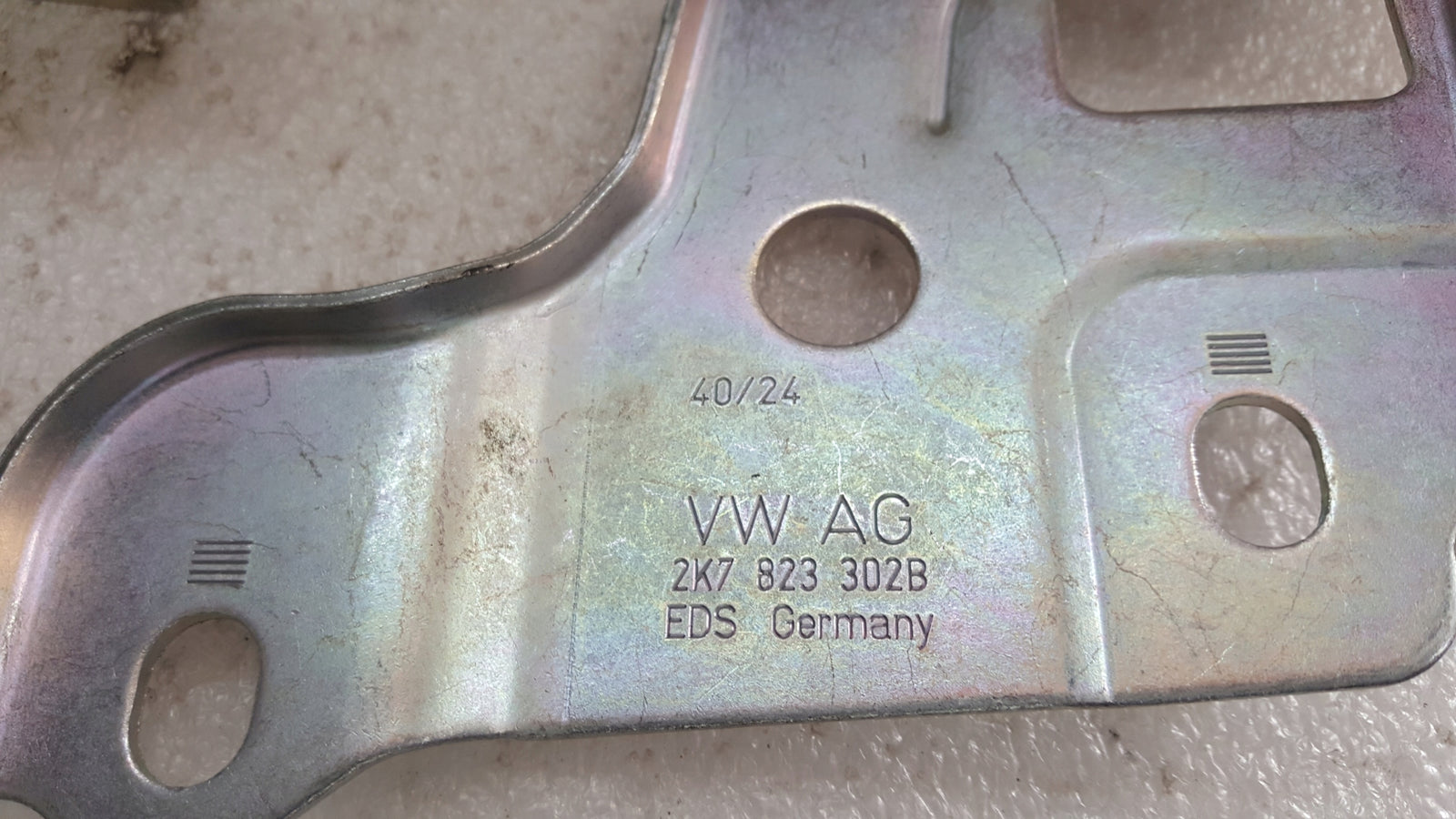 NOWE ORYGINALNE zawiasy maski L+P VW CADDY 2K7823301B 2K7823302B