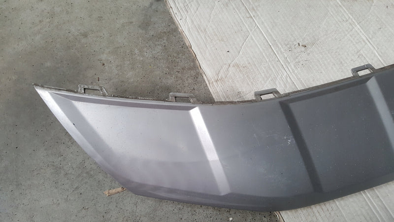 Dokładka spoiler zderzaka przedniego VW T-ROC 2GA807531A demontaż