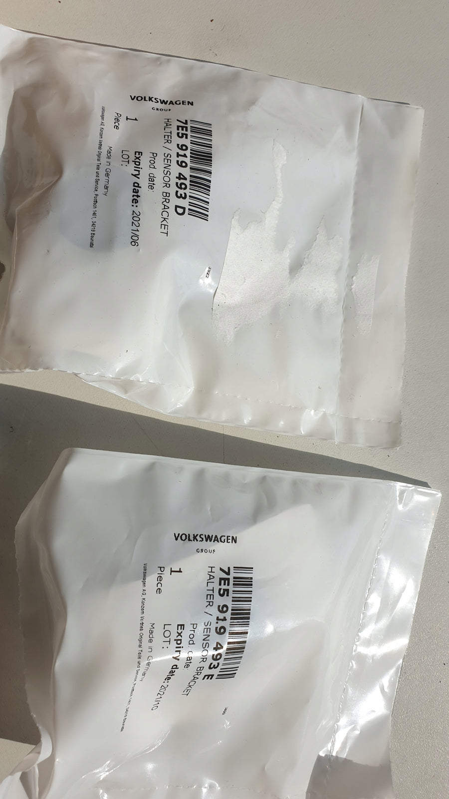 Mocowanie pdc w zderzak Vw T6 T6.1 7E5919493E 494D