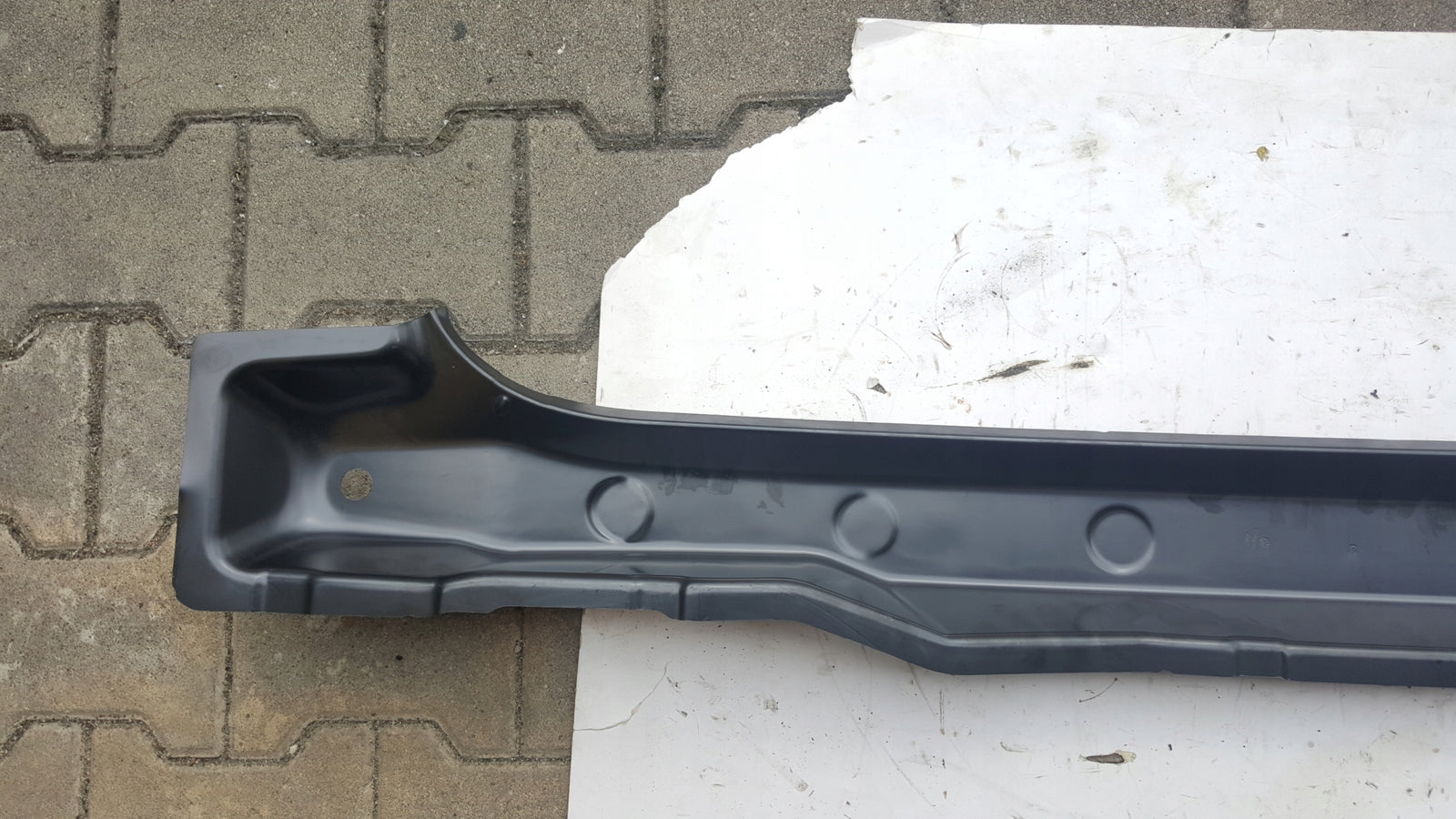 NOWE ORYGINALNE CZĘŚĆ GRUPY VAG OE POPRZECZNICA TYLNA 5NA813309A