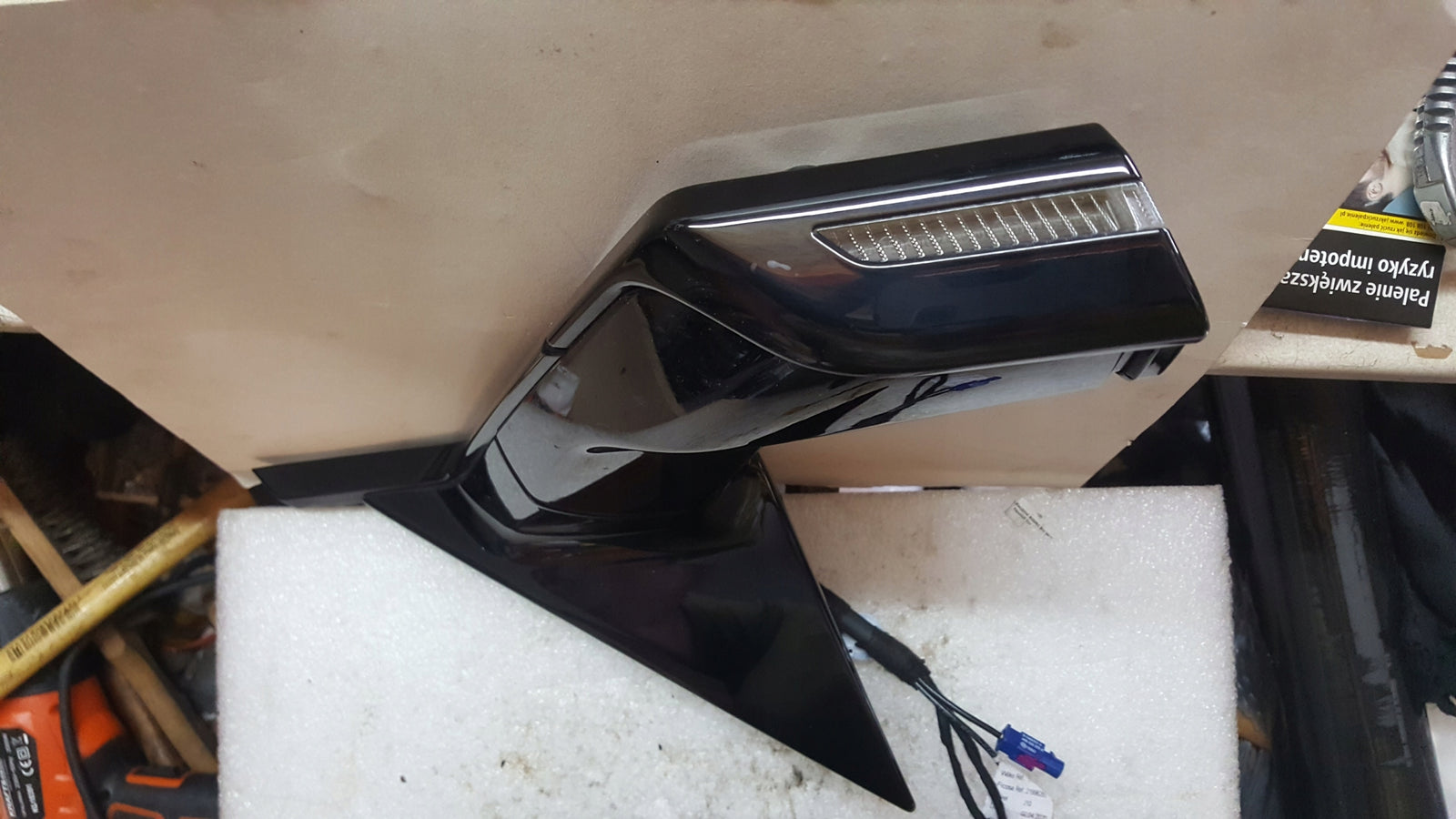 Prawe lusterko kamera AUDI E-TRON 4KE857410G oryginał demontaż