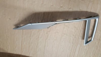 AUDI RS3 8V5 8V LIFT LISTWA ZDERZAKA PRAWA 8V5807718