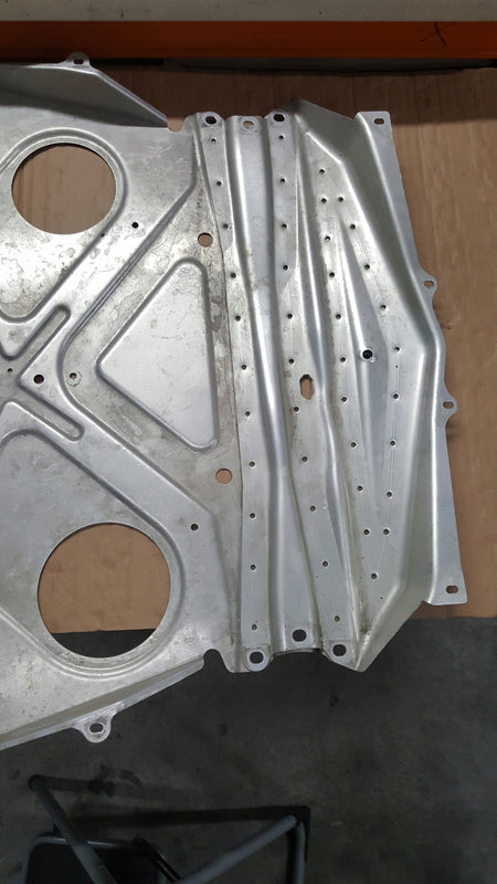 OSŁONA PODŁOGI SILNIKA AUDI R8 4S0825203D