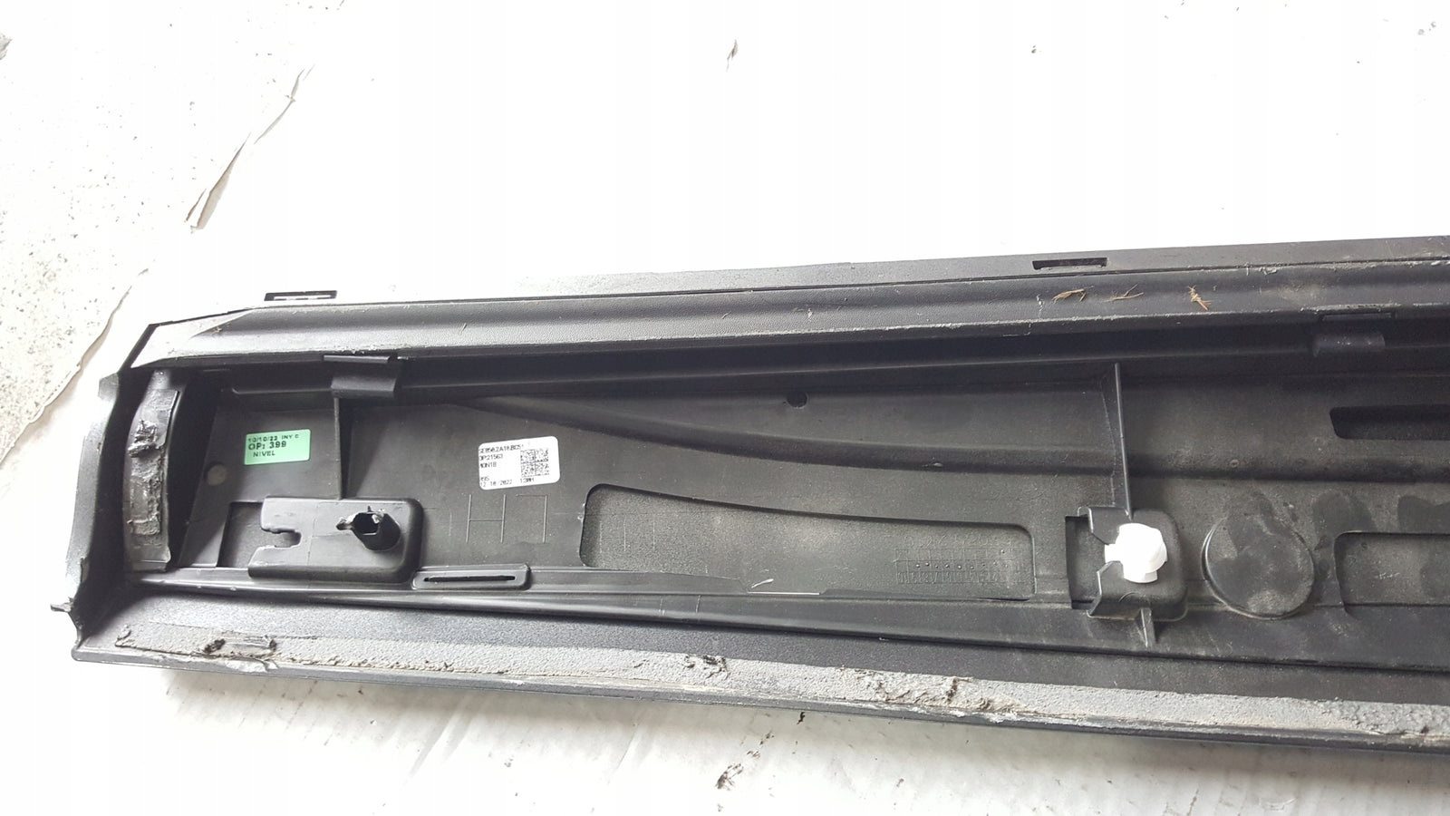 Listwa drzwi LE przód CUPRA FORMENTOR 5FF854939B