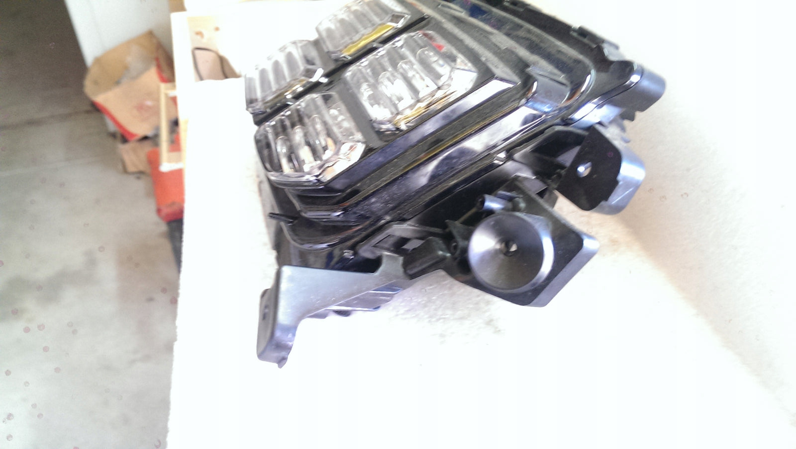 Lewy halogen DRL MITSUBISHI OUTLANDER GAMZ2201260