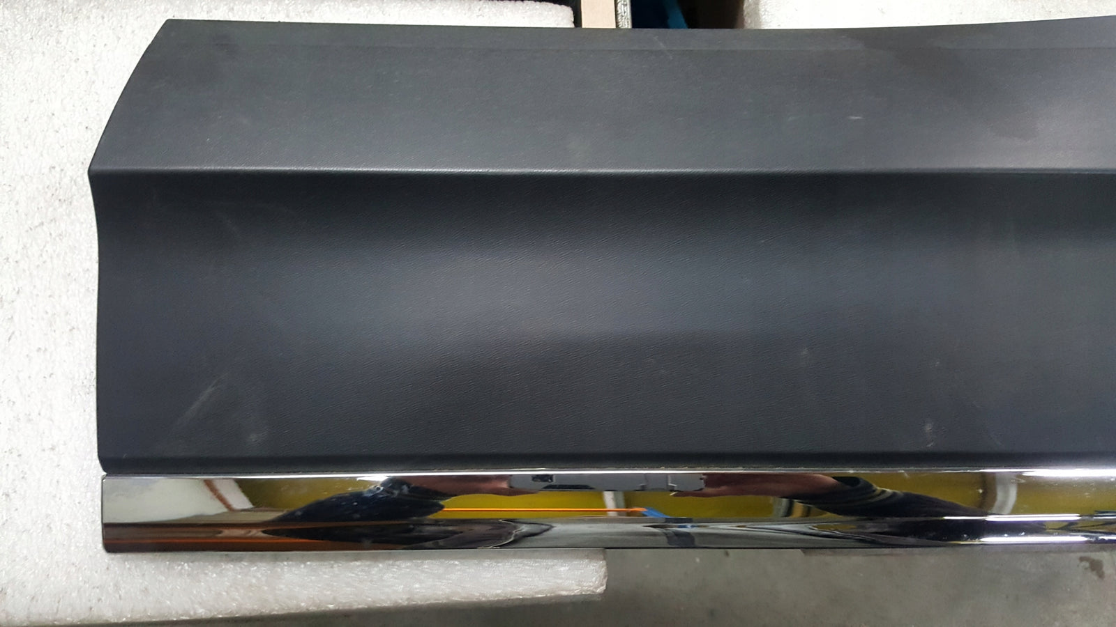 Listwa Drzwi Prawy Tył VW Tiguan II 2 5NA854950N 5NA854950P