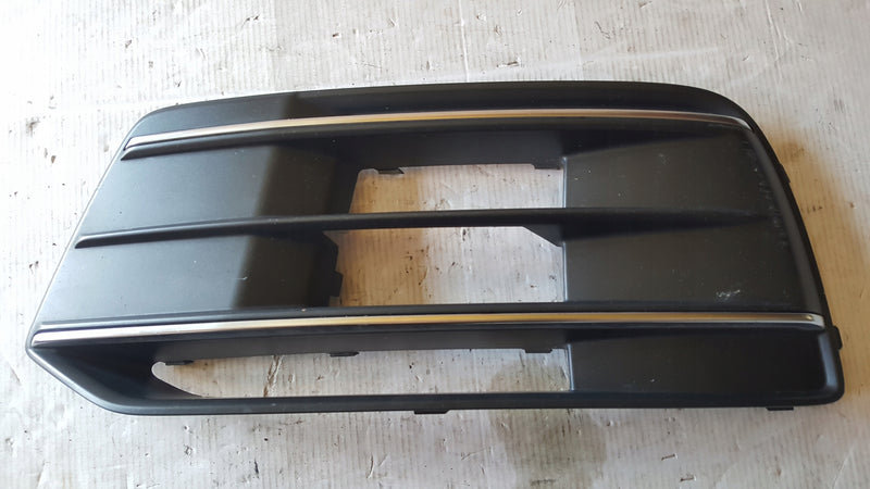Kratka zderzaka lewy przód AUDI Q5 80A807681P