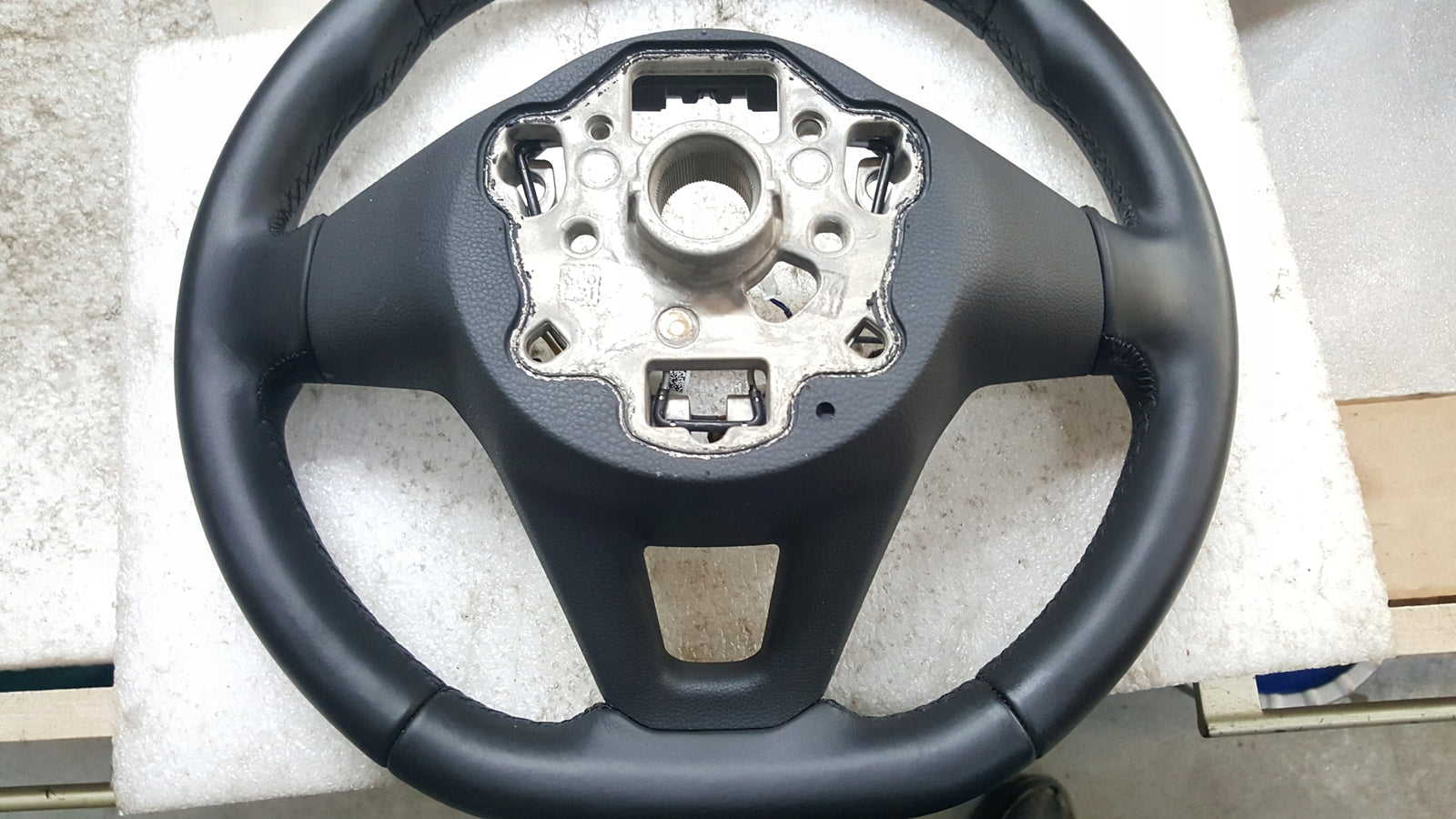Kierownica multifunkcja VW GOLF VIII 5H0959542A demontaż