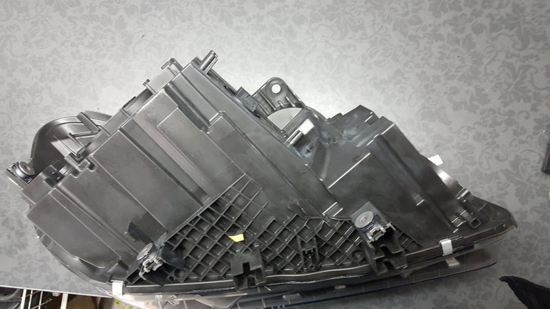 NOWY lewy FUL LED BMW 2 nr 7214905 2016r