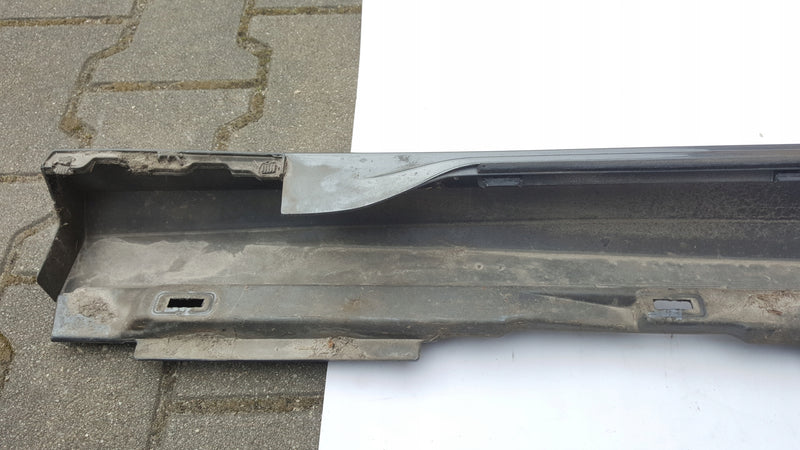 Listwa progowa prawa strona AUDI A6 (C8) S-LINE 4K0853856A demontaż