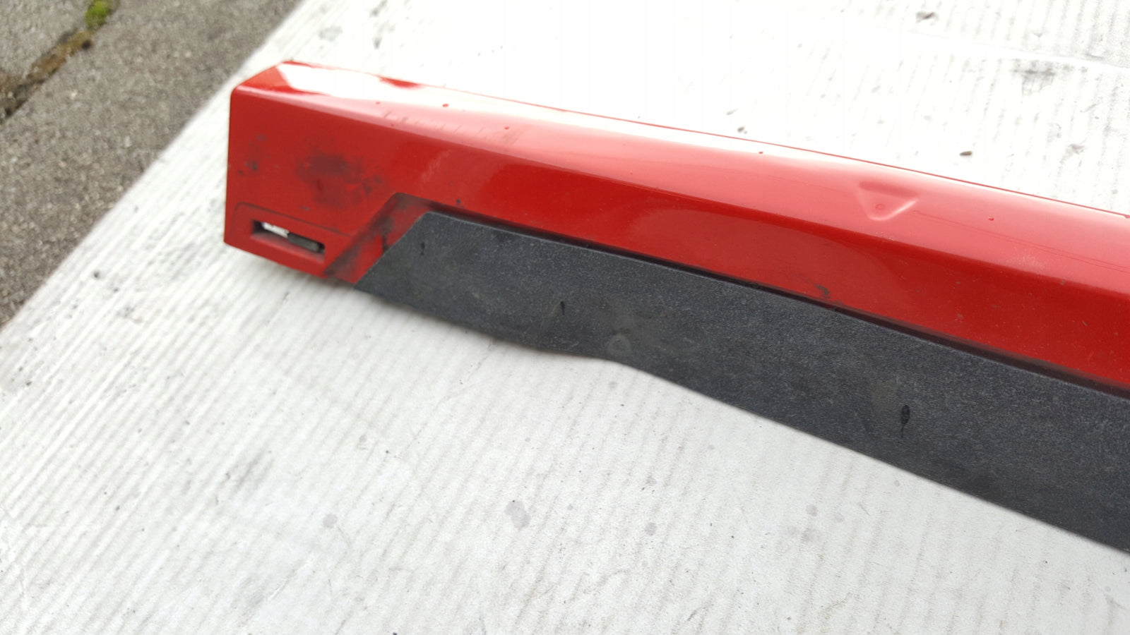 Listwa progowa lewa strona AUDI A1/S1 S-LINE 8XA854535A