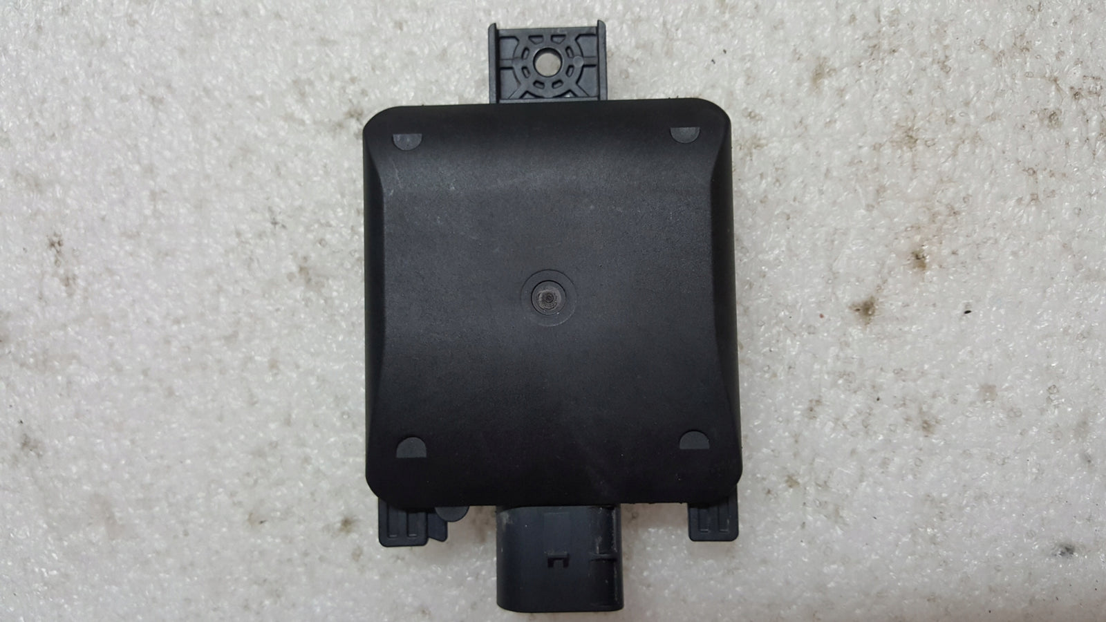 Radar asystent zmiany pasa VW AUDI SKODA SEAT 2Q0907685E demontaż
