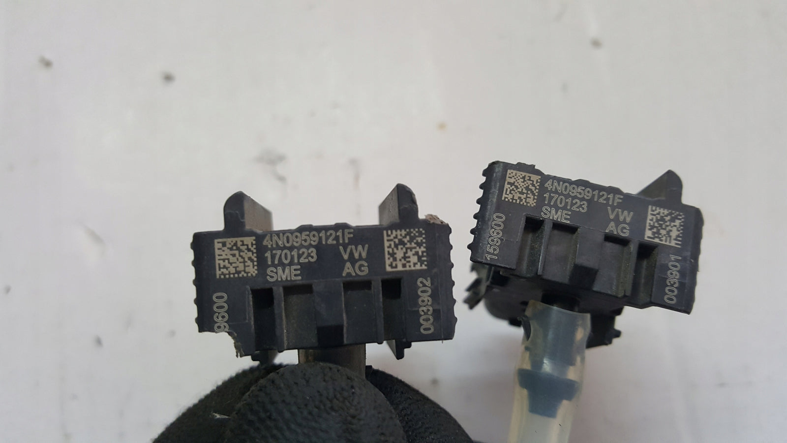 Czujnik ochrony pieszych AUDI A5 (8B) A6 (C8) A7 RS6 RS7 4N0959121F