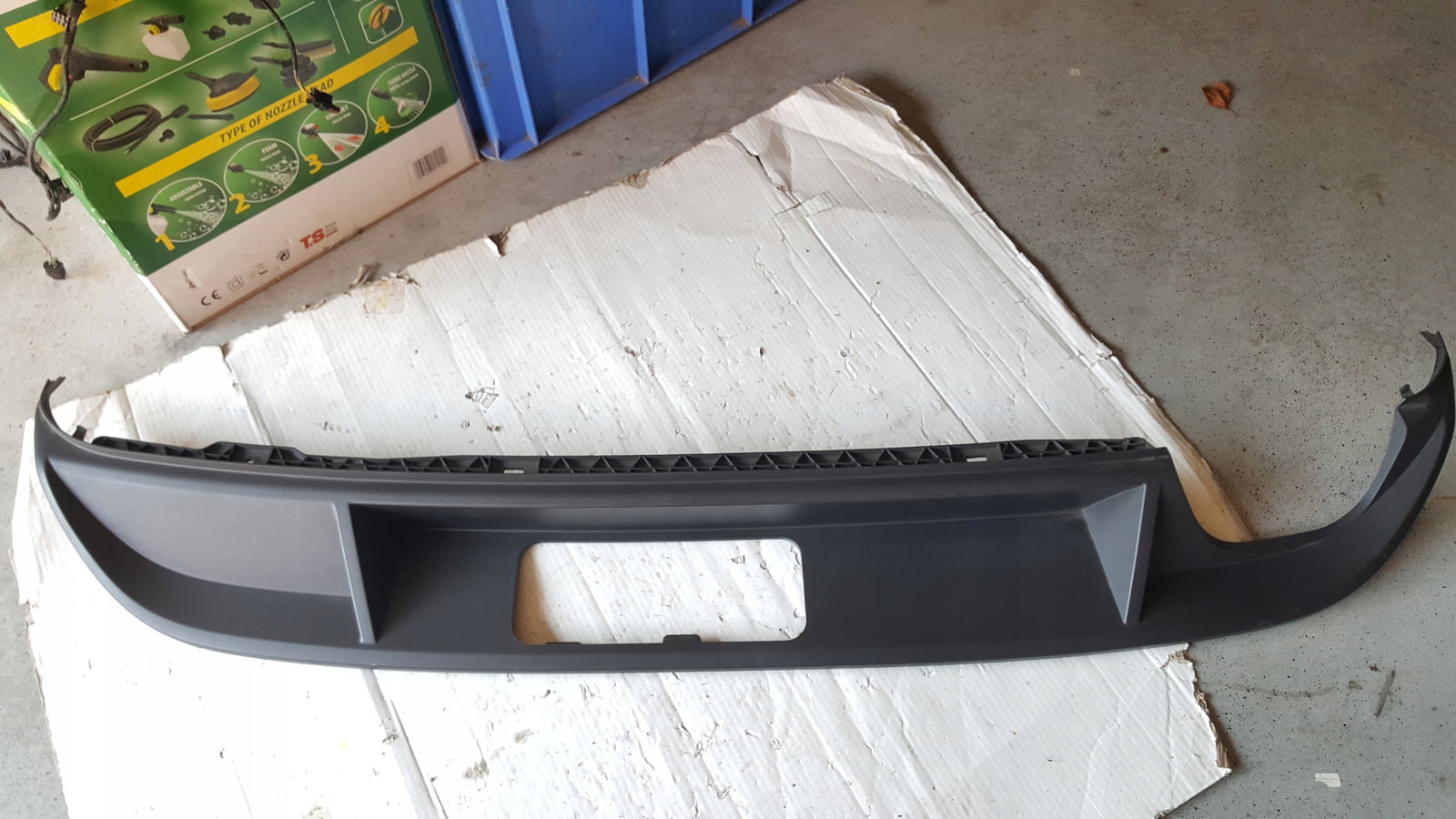 NOWA ORYGINALNA dokładka zderzaka tylnego VW GOLF VII kombi 5G9807568N