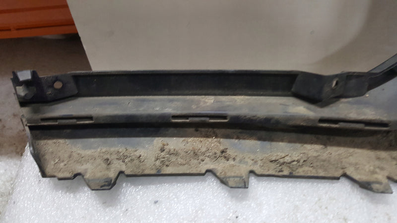 Narożnik zderzaka przedniego prawa strona VW TIGUAN R-LINE 5NA853212C