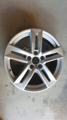 felga 8W0601025P 7x17 cali et42 oryginał Audi