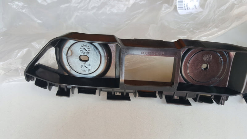 Ślizg zderzaka prawy tył VW POLO 6C6807394B NOWY
