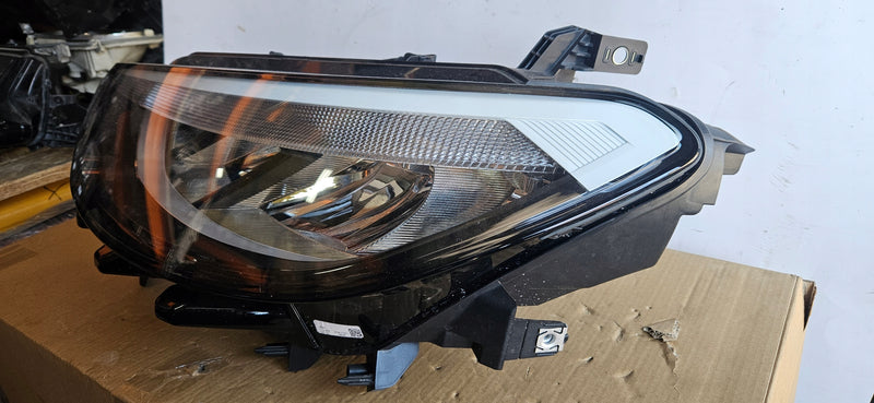 Lewy ful led Vw ID.3 10B941005C z 2024r 9