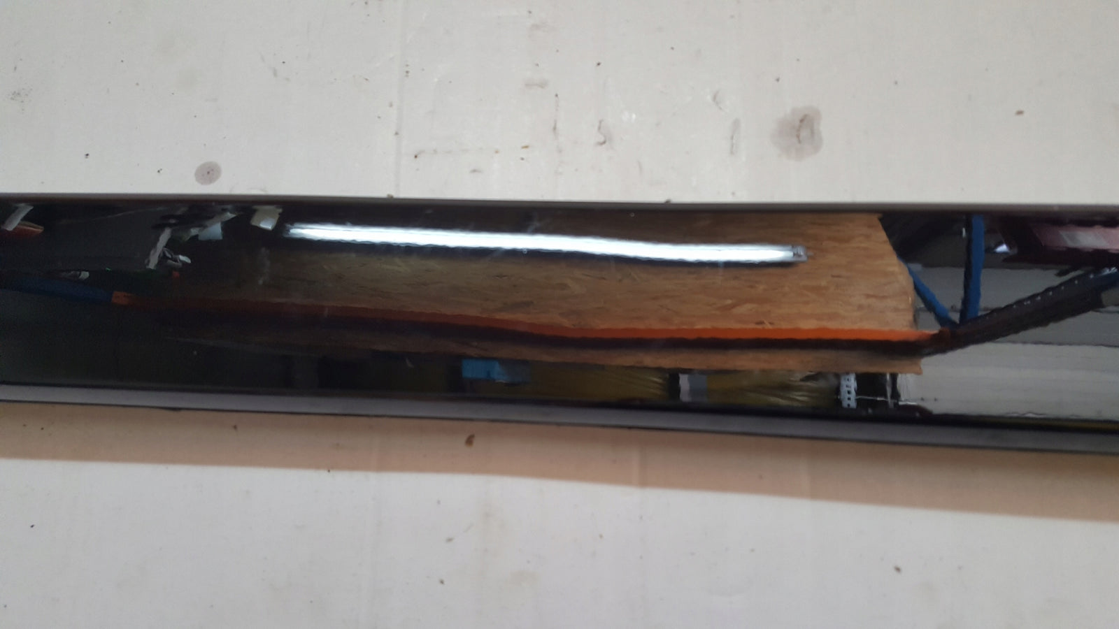 Listwa blenda zderzaka przedniego VW T-ROC 2GA853194 demontaż