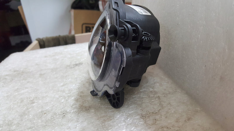 Lewy halogen LED SEAT TARRACO 5FJ941701 demontaż