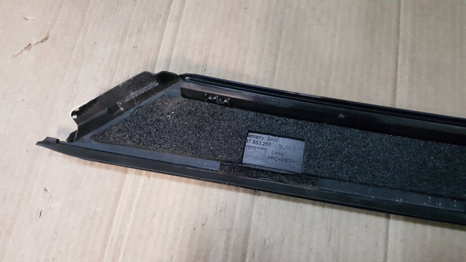 AUDI R8 SPYDER LISTWA LEWA OSŁONA SŁUPKA 4S7853265