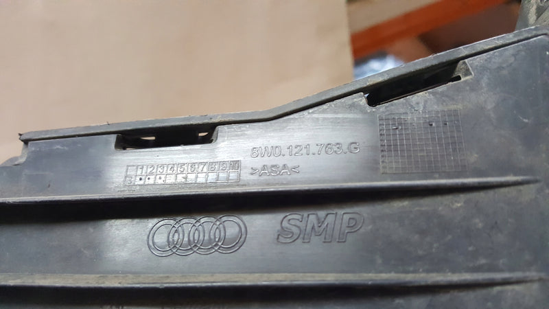 Kierownica powietrza lewy przód AUDI A4 (B9) 8W0121763L 8W0121763G demontaż