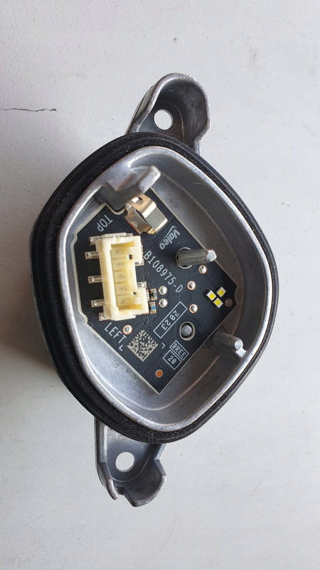 Le MODUŁ DRL JEŻ VW Passat 3G0998479 ideał 2019r