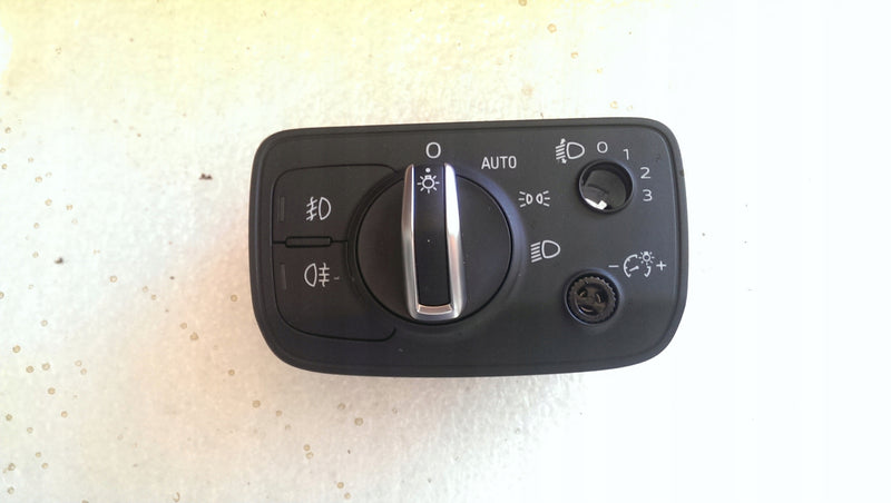 Przełącznik świateł Audi A3 8V0941531AJ ORYGINAŁ
