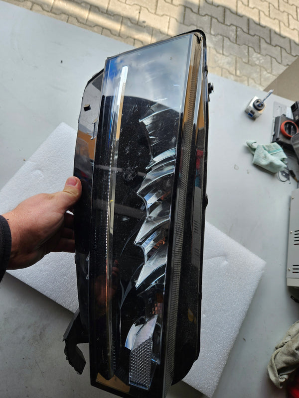 Pr komplet FUL LED Skoda Octavia 4 5E4941016 IDEAŁ