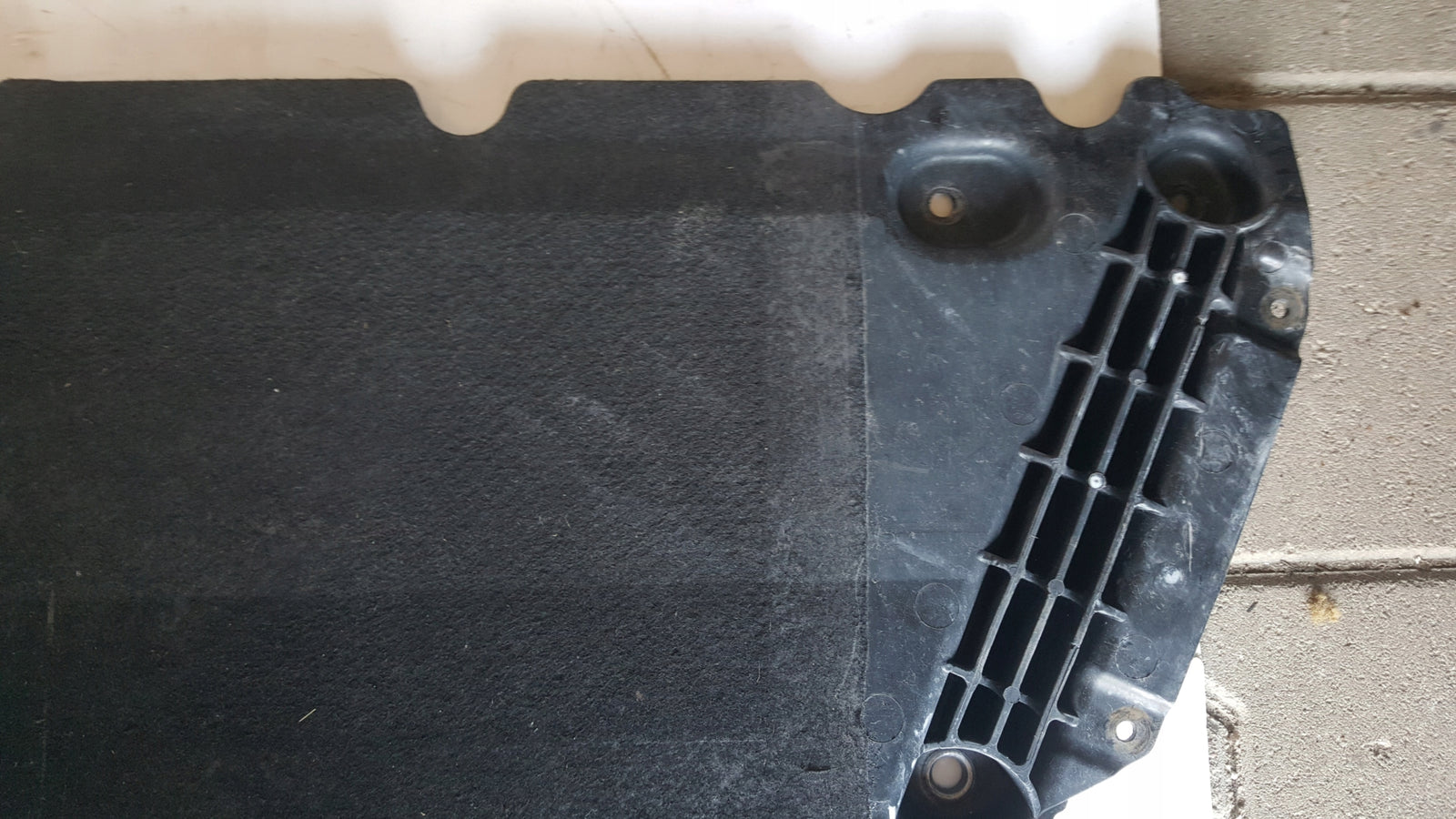 Osłona płyta pod silnik AUDI A4 B9 8W 8W0863821B demontaż