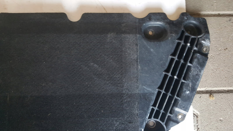 Osłona płyta pod silnik AUDI A4 B9 8W 8W0863821B demontaż