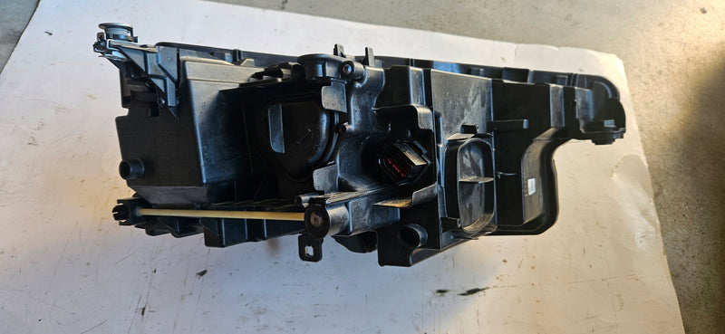 Le kompletny FUL LED AUDI Q4 E-TRON 89A941033