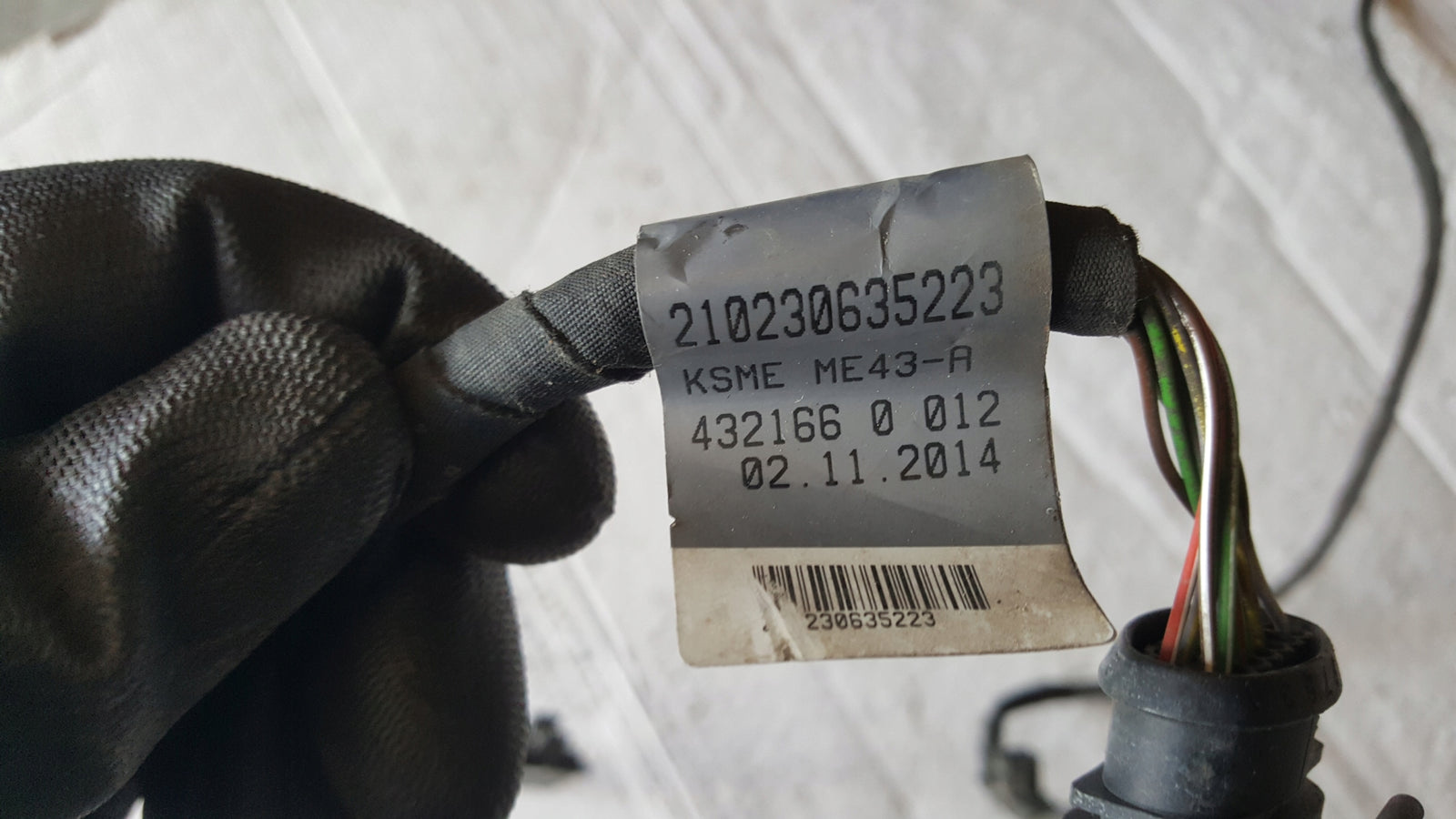 Wiązka czujników PDC zderzaka przedniego AUDI A3 8V0971085L demontaż