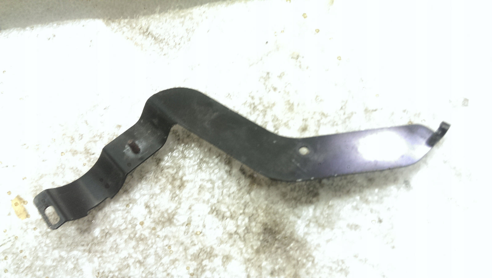 Uchwyt pompy płynu chłodząceg AUDI A6 A7 4G0265336