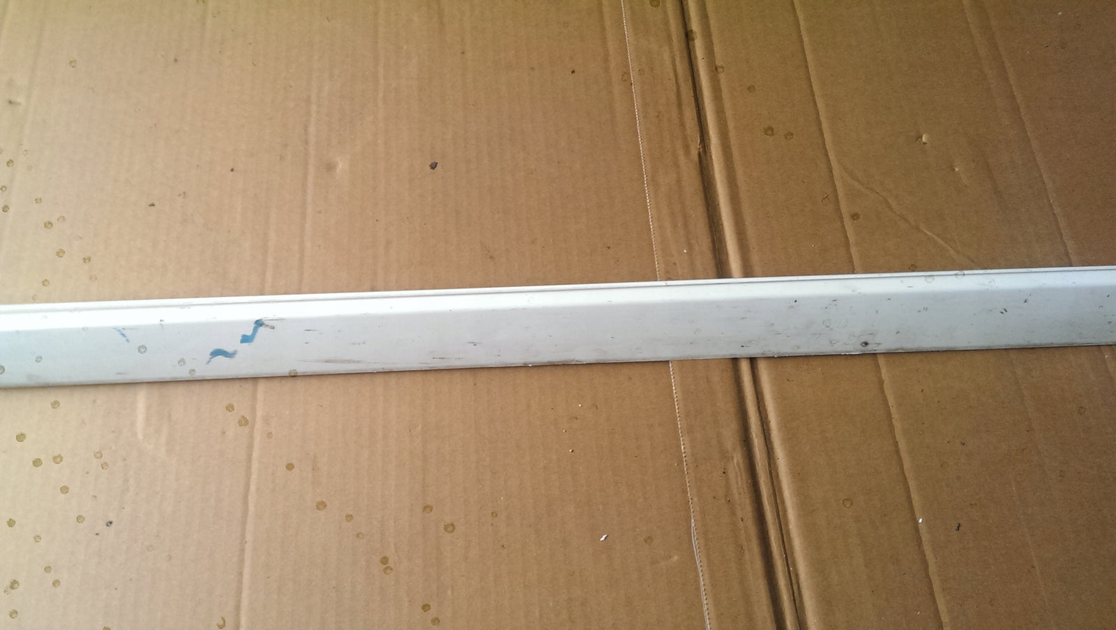 Listwa progowa prawa AUDI A4 B9 S-LINE 8W0853932A