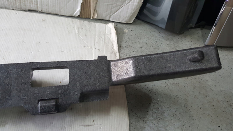 Absorber zderzaka przód VW CADDY 2K7807248A