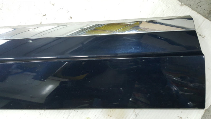 Listwa drzwi lewy przód VW TOUAREG III 760854939E demontaż