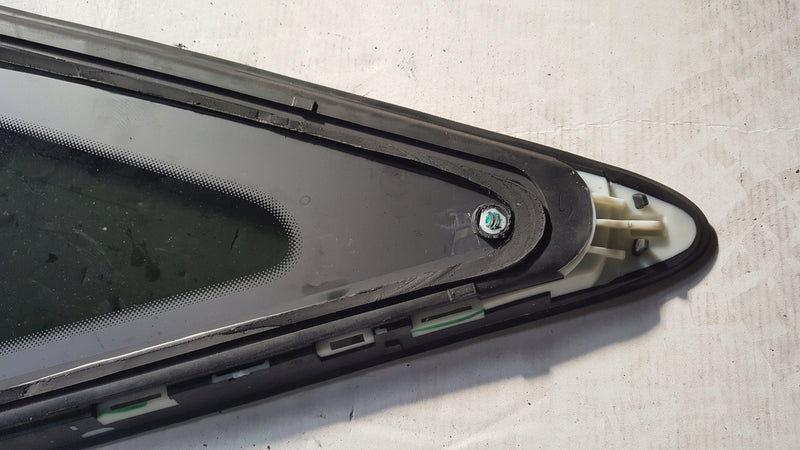 Szyba prawy tył AUDI A6 RS6 kombi 4K9845298E