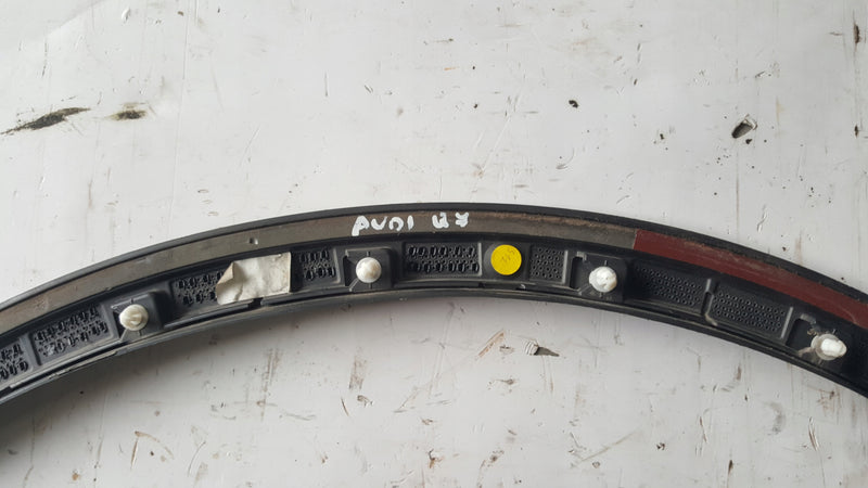 AUDI Q7 4M LISTWA PRAWA BŁOTNIKA TYŁ RH967234